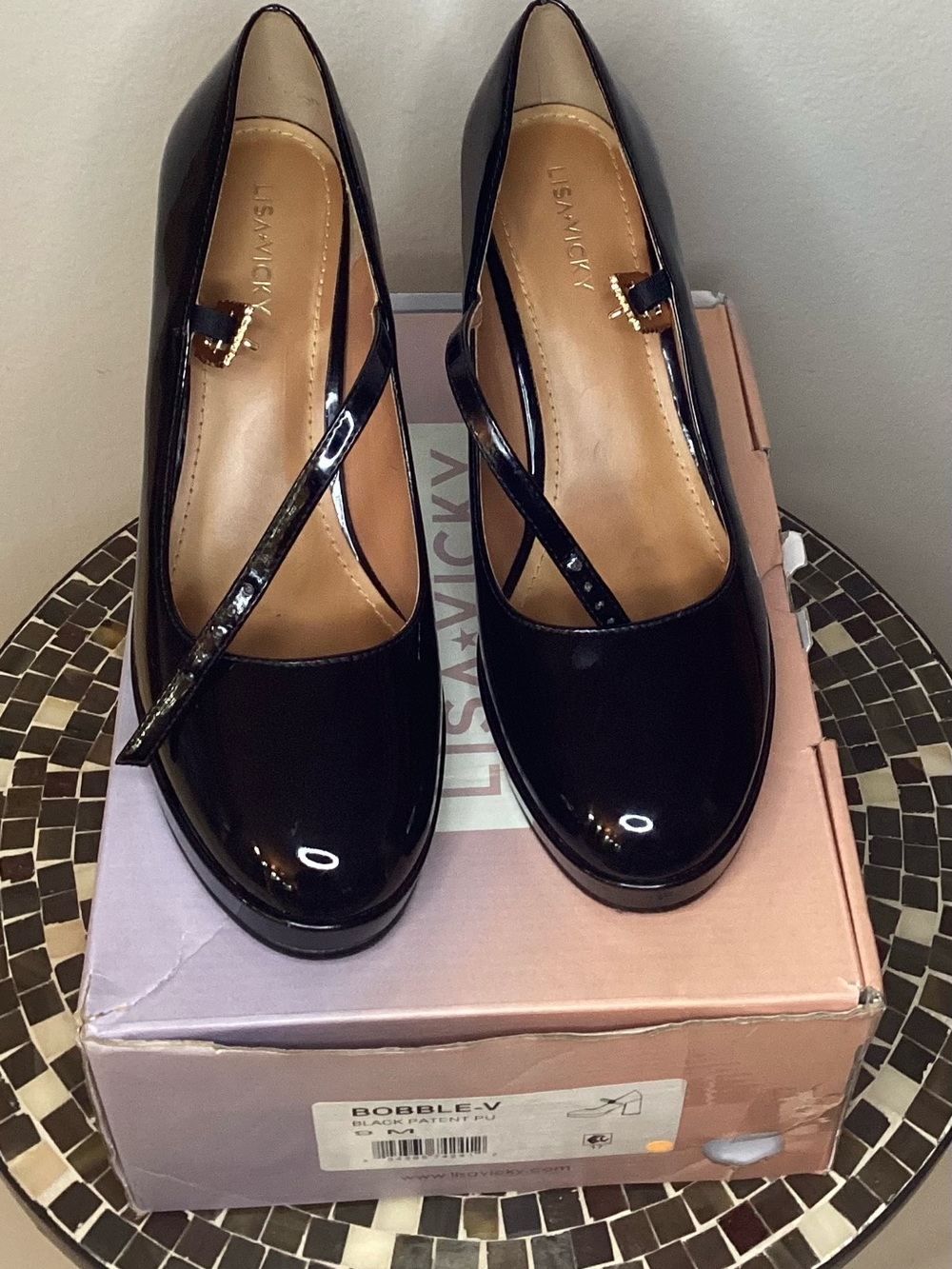 Patent Mary Jane Heels in Black by Lisa  Vicky  Size  9 Pre-owned